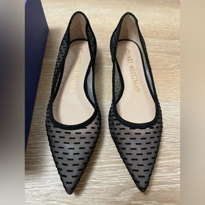 Stuart Weitzman Tasha Cash Mesh Flat; notice box photo 7 & 37.5. Fit like a 6.5